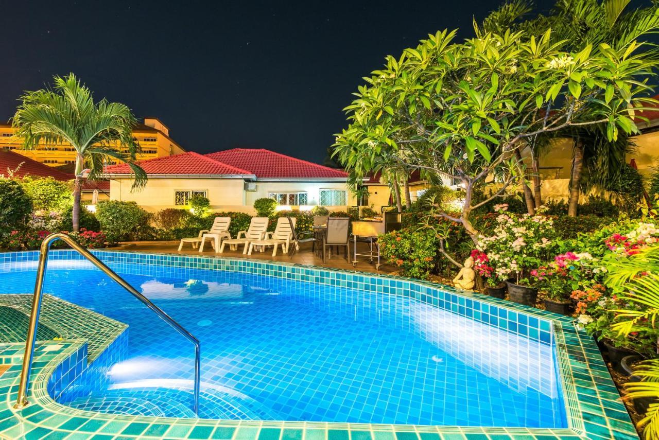 Butterfly Garden Boutique Residences Large Luxury Apts And Villas A Lifetsyle Destination By Neang, Everything You Need All Right Here 1-3 Bedrooms 110 To 190 Sq Mtrs, 2 Full Bathrooms, Rain Shower, Spa Bath, Bbq, Free Wifi, Staff 24-7, Close To Beac 芭達亞 外观 照片