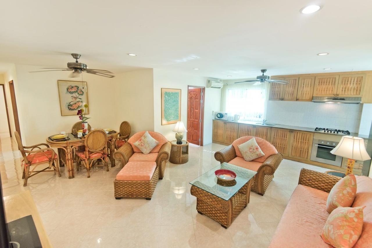 Butterfly Garden Boutique Residences Large Luxury Apts And Villas A Lifetsyle Destination By Neang, Everything You Need All Right Here 1-3 Bedrooms 110 To 190 Sq Mtrs, 2 Full Bathrooms, Rain Shower, Spa Bath, Bbq, Free Wifi, Staff 24-7, Close To Beac 芭達亞 外观 照片