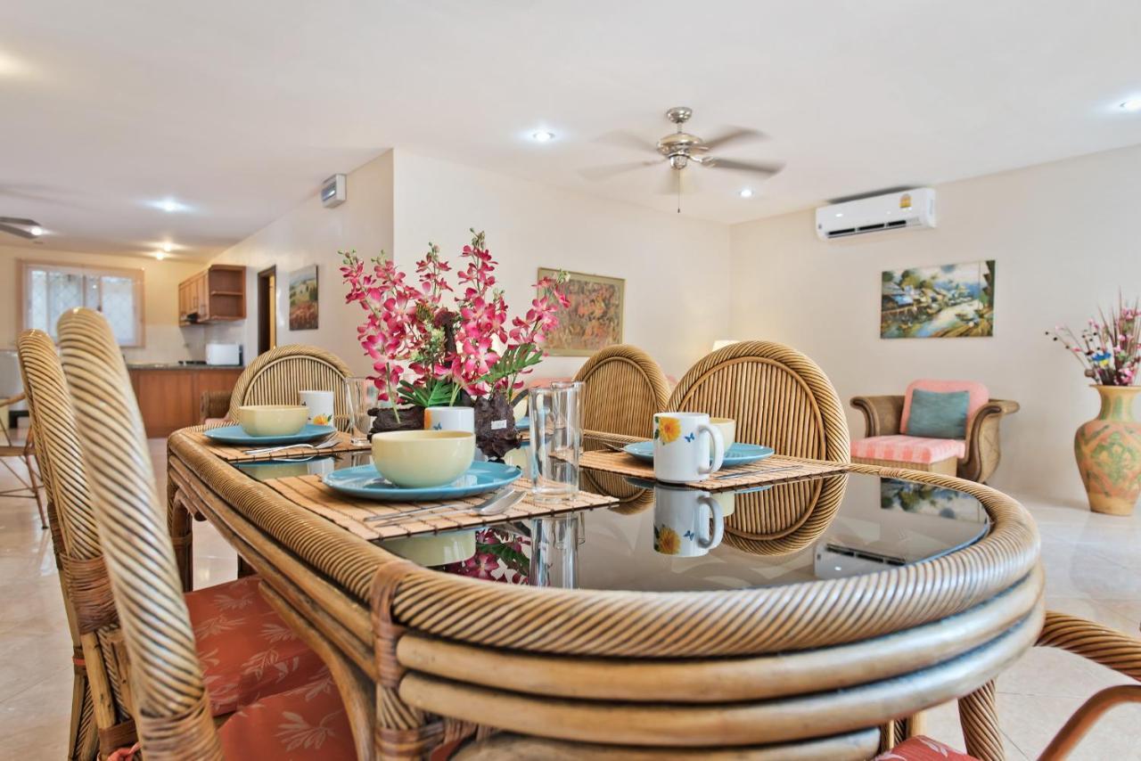 Butterfly Garden Boutique Residences Large Luxury Apts And Villas A Lifetsyle Destination By Neang, Everything You Need All Right Here 1-3 Bedrooms 110 To 190 Sq Mtrs, 2 Full Bathrooms, Rain Shower, Spa Bath, Bbq, Free Wifi, Staff 24-7, Close To Beac 芭達亞 外观 照片